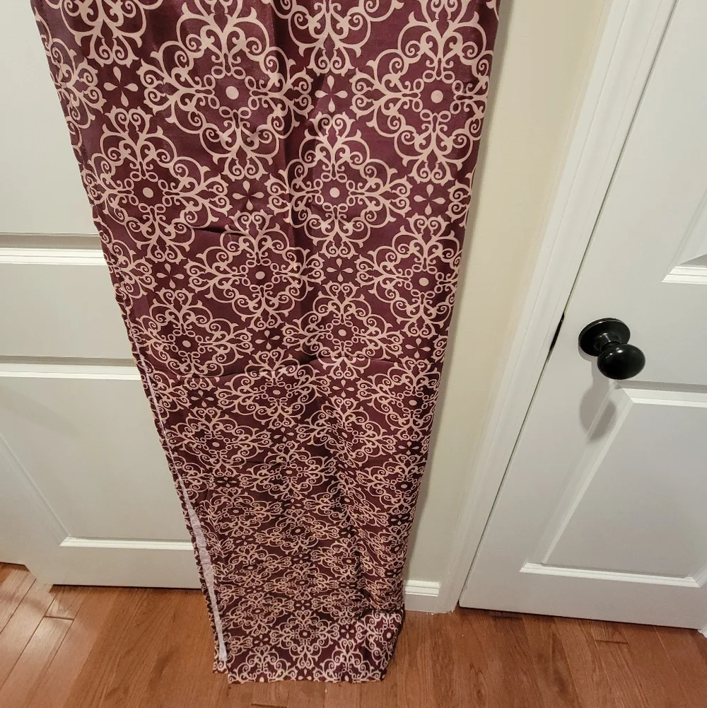 Elegant Patterned Shower Curatin - Burgundy and Cream